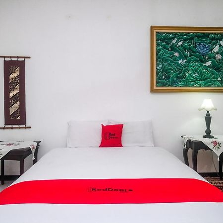 Reddoorz Syariah At Griya Raharja Klaten Exterior foto
