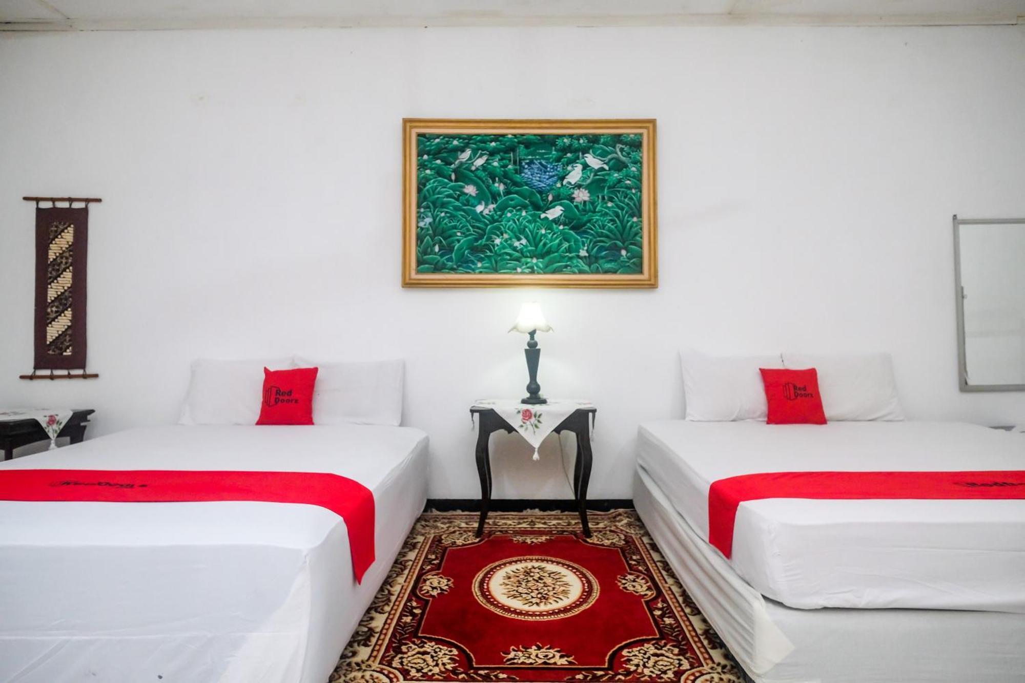 Reddoorz Syariah At Griya Raharja Klaten Exterior foto