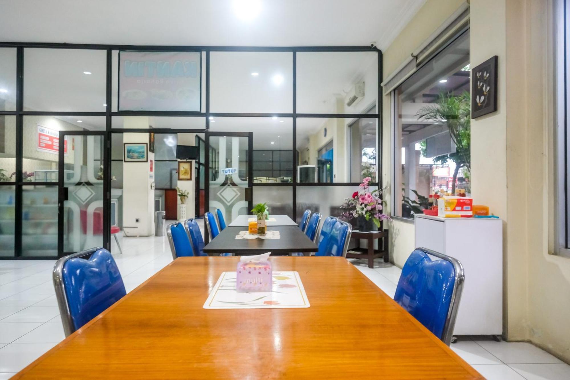 Reddoorz Syariah At Griya Raharja Klaten Exterior foto